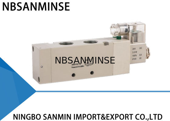 Single / Double Coil Solenoid Valve , Pneumatic Air Valve 4N400 4V400 Series