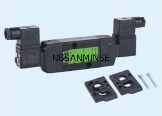 NAMUR Place Type Double Coil Pneumatic Solenoid Valve 0.2 - 1.0Mpa Pressure IP65 Waterproof